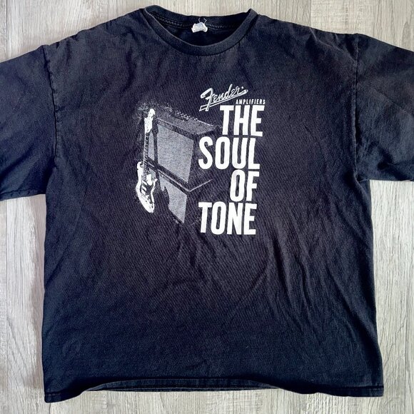 Fender Amplifiers Tee - Picture 1 of 3